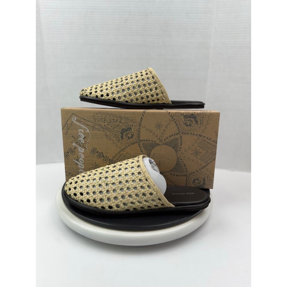 Free People Freya Buttermilk Cream Women's Size‎ 9.5 Slip On Flats Mule Shoes